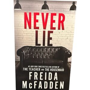 Never Lie by Freida McFadden Paperback NWT